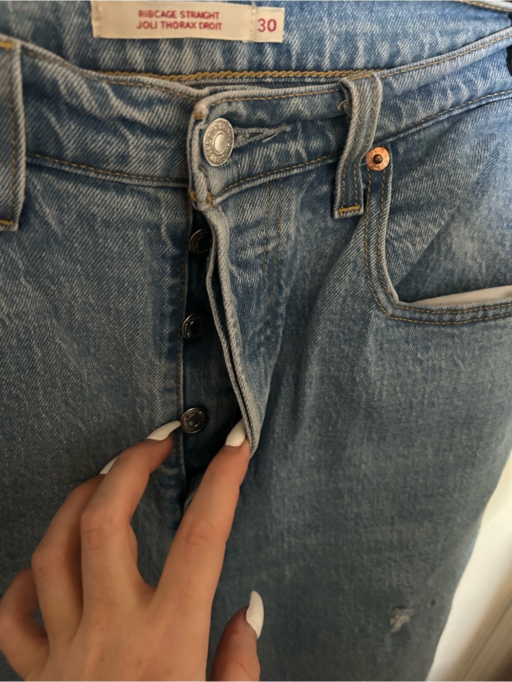 Levi’s Ribcage Straight Jeans - Picture 3 of 6
